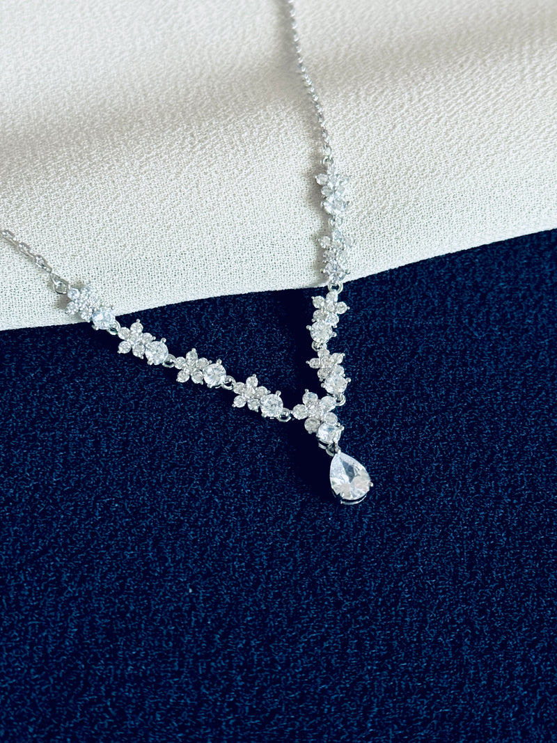 KAMA - Flower Shaped With Dainty Drop CZ Necklace In Silver