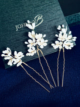 BARBARA - TRIPLE LEAFS AND CRYSTAL HAIR PIN IN GOLD